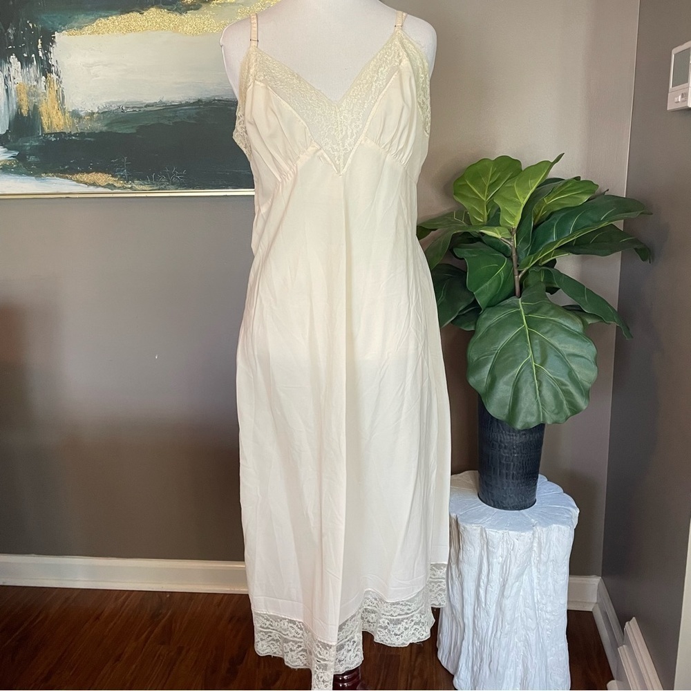 VINTAGE Felice Lingerie Slip Dress Cream Adjustable Straps Medium